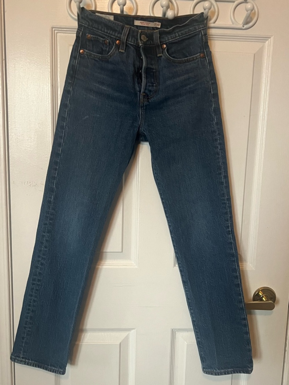 Levis Wedgie Straight Leg Womens